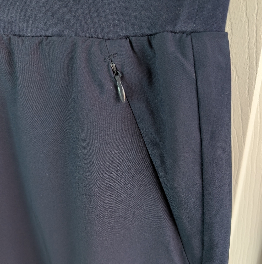 Quince Performance Tech Skort Navy Medium - image 4